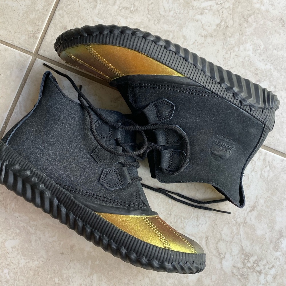 Sorel rain boots